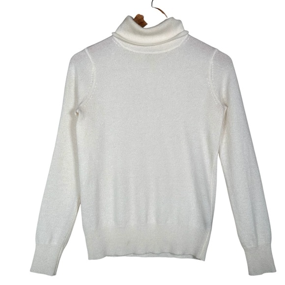 NEIMAN MARCUS The Cashmere Collection Minimalist Cashmere Turtleneck - Picture 7 of 7